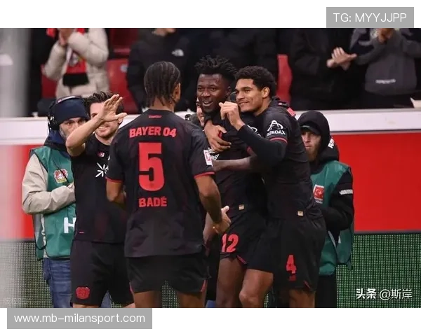 “德甲强大阵容炫技，比赛精彩纷呈”，德甲最强