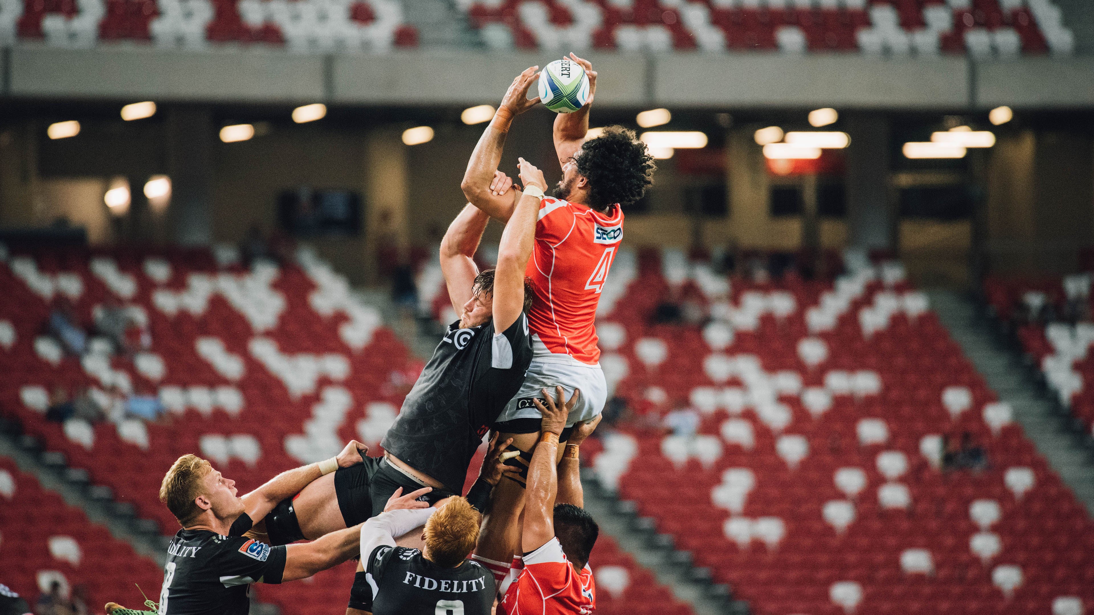 中国举重选手成绩保持领先